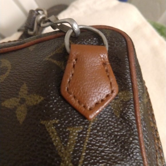 Louis Vuitton Mini Amazon with Detachable Strap - Picture 9 of 16